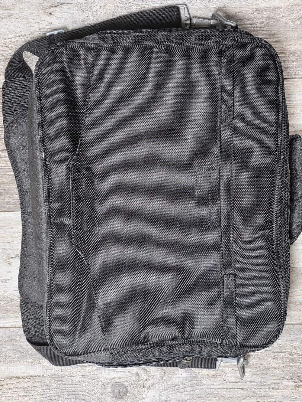 Oakley Rare Complete Vintage Nylon Tactical Laptop Briefcase Messanger Bag *READ